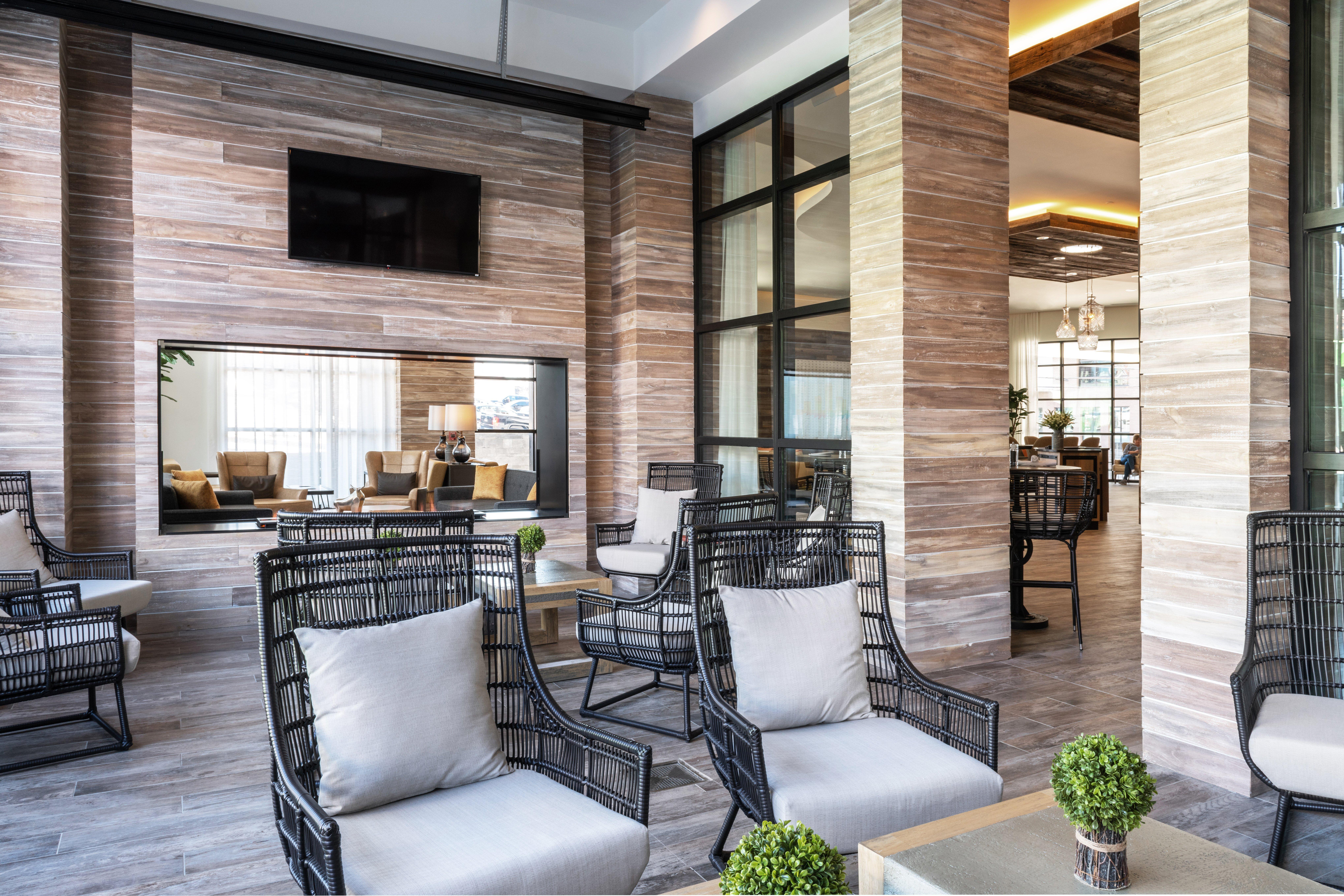 Holiday Inn & Suites Nashville Downtown Broadway Екстериор снимка