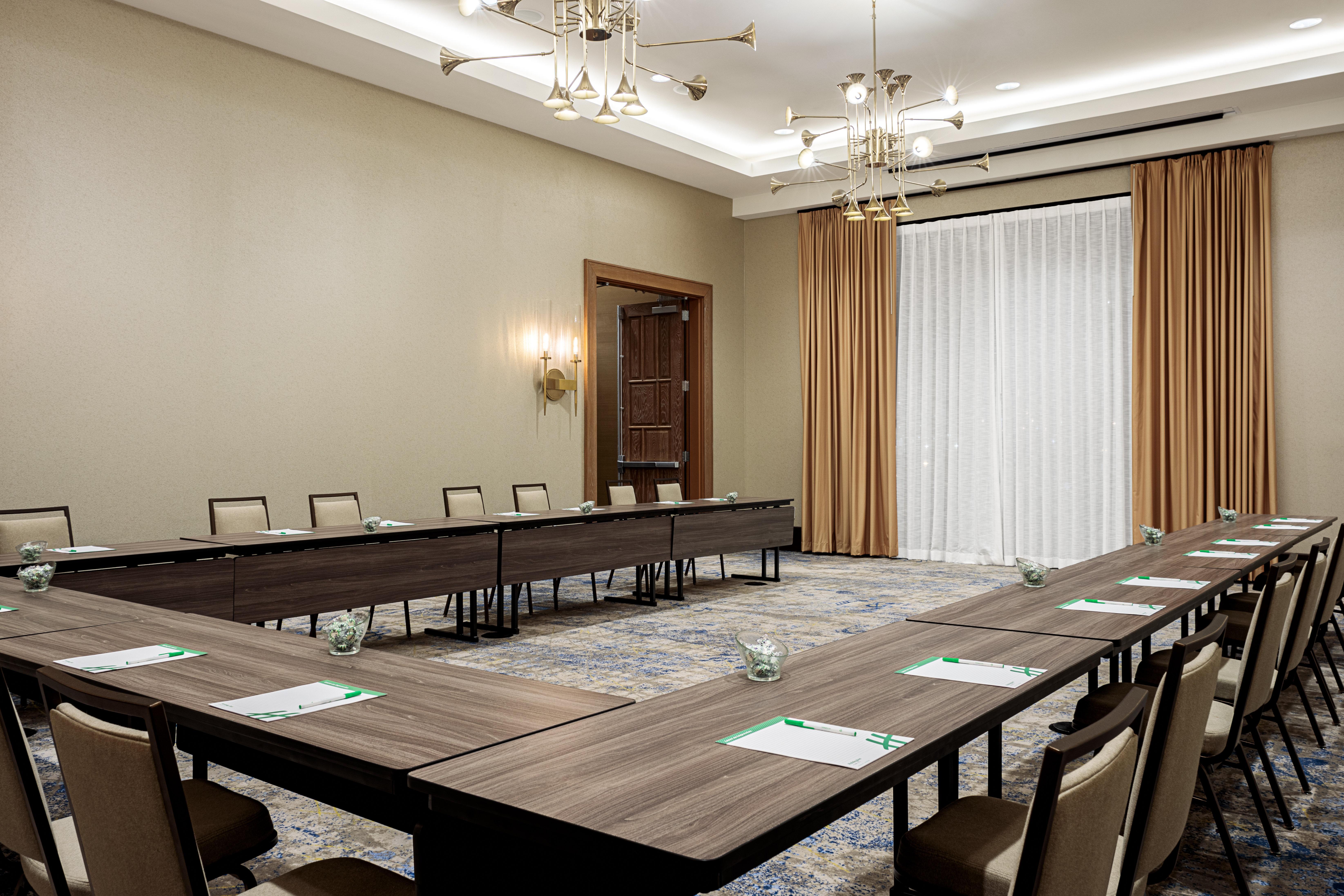 Holiday Inn & Suites Nashville Downtown Broadway Екстериор снимка