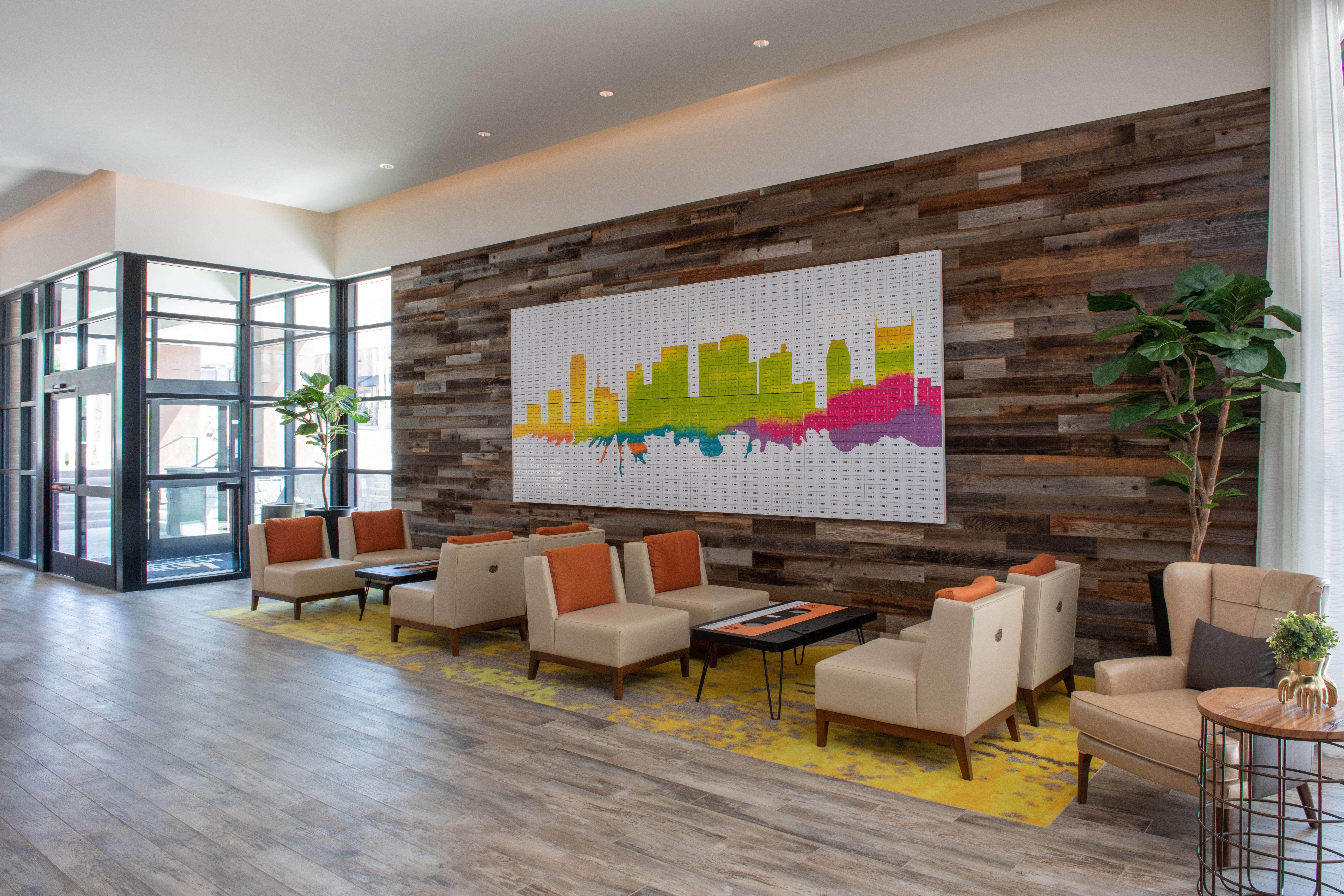 Holiday Inn & Suites Nashville Downtown Broadway Екстериор снимка
