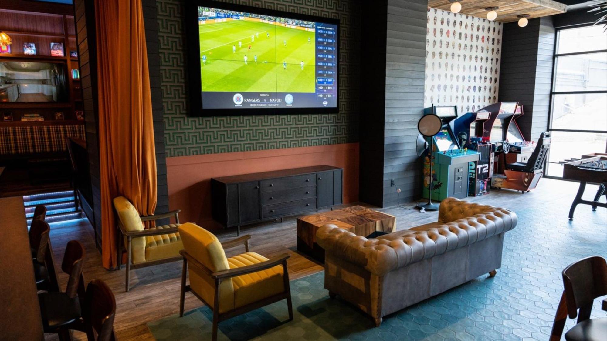 Holiday Inn & Suites Nashville Downtown Broadway Екстериор снимка